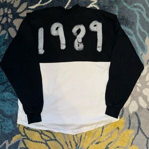 Taylor Swift 1989 Spirit Jersey Size M